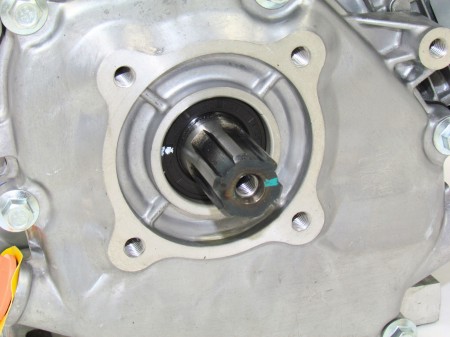 Silnik spalinowy RATO R‑210T 212 cc wał poziomy wieloklin fi 25 mm.jpg