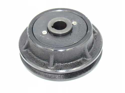 Przejdź do produktu SPRZĘGŁO ODŚRODKOWE DO ZAGĘSZCZARKI, PASEK 13 mm, NA WAŁ FI 19 mm, FI SPRZĘGŁA 127 mm