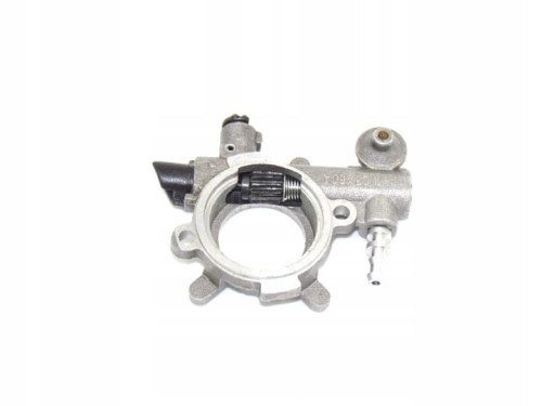 Przejdź do produktu POMPKA OLEJU STIHL MS360/340/036/034 1125 640 3201, PJ36022